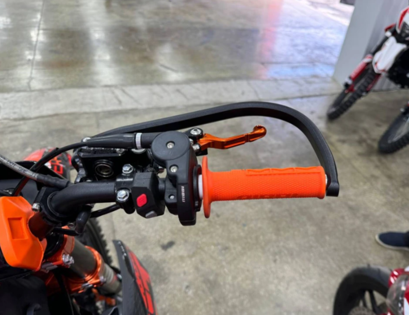 Кроссовый мотоцикл FAIDET PR300 MAX WP в Серпухове