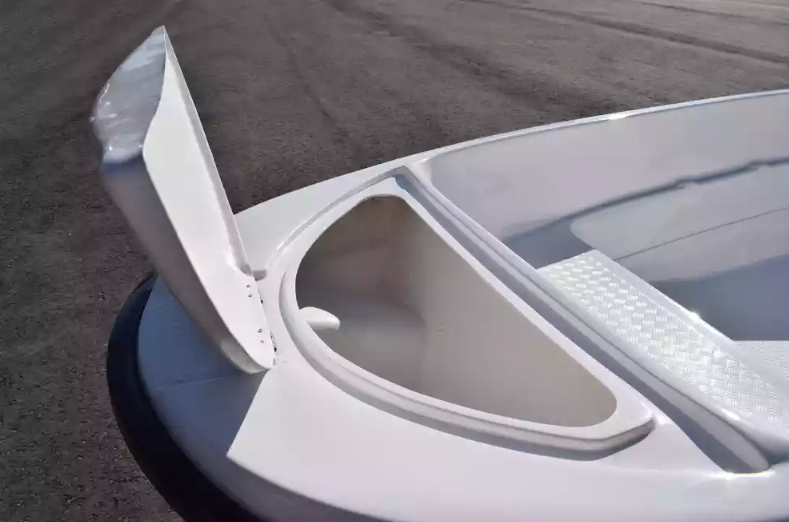 Стеклопластиковая лодка Пингвин (тримаран) в Серпухове