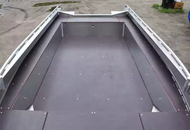 Алюминиевая лодка  Wyatboat-430 Master в Серпухове