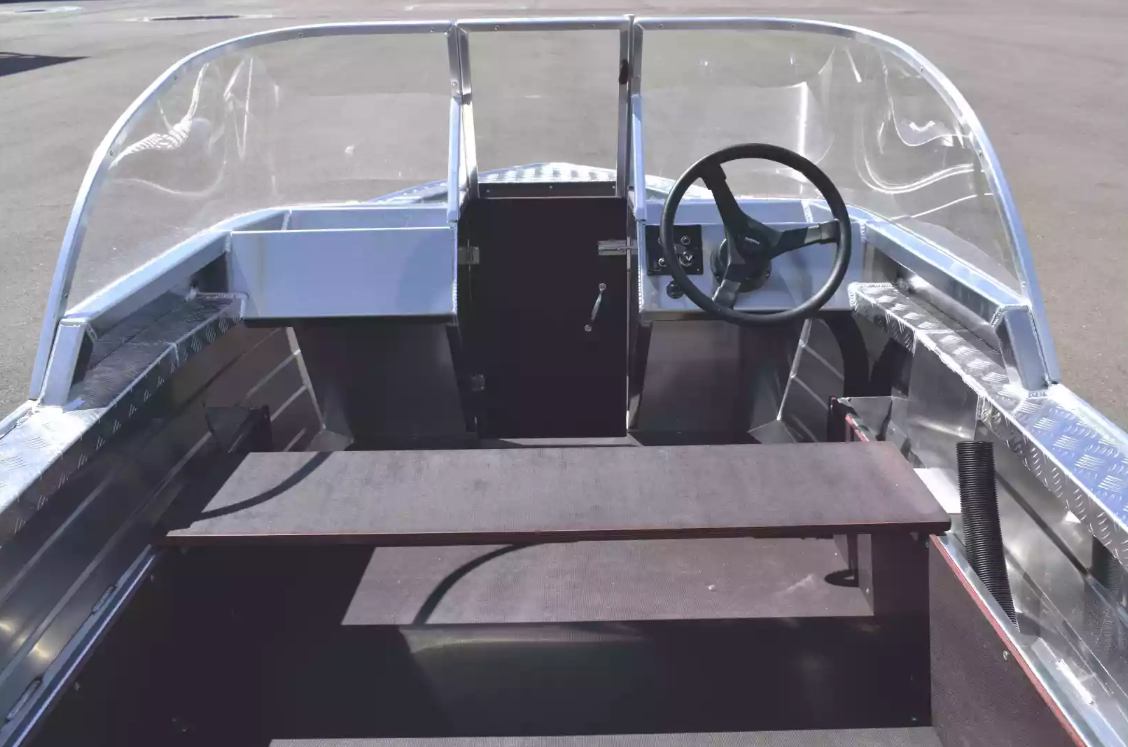 Алюминиевая лодка Wyatboat-390 DCM в Серпухове