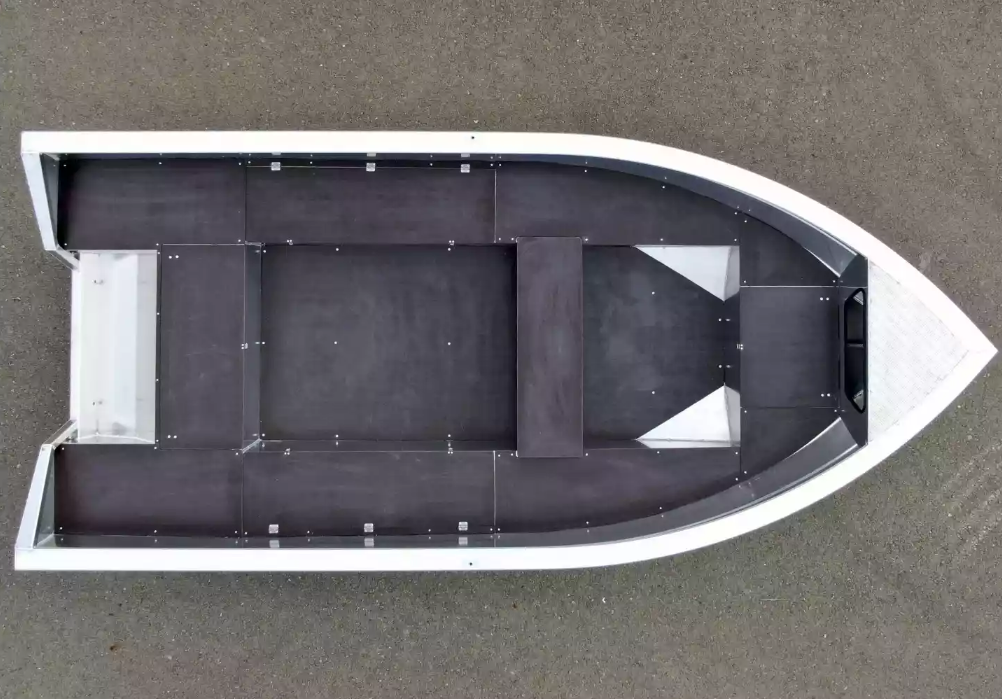 Алюминиевая лодка  Неман-420 в Серпухове