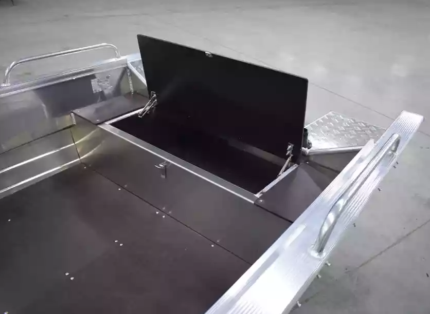 Алюминиевая лодка  Wyatboat-430 Р в Серпухове