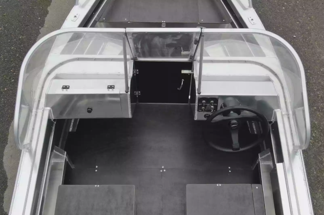 Алюминиевая лодка  Neman-400 DC в Серпухове