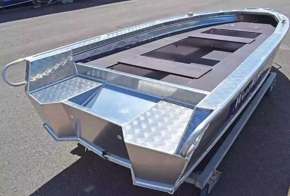 Алюминиевая лодка Wyatboat-390РМ в Серпухове