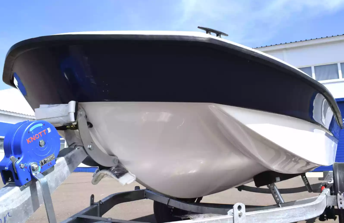Стеклопластиковая лодка Wyatboat 430 тримаран в Серпухове