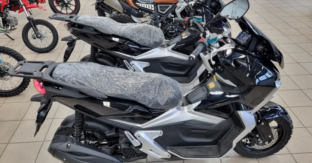 МаксиСкутер PROMAX ADV 200(49) (REPLICA HONDA) в Серпухове