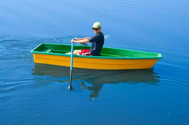 Стеклопластиковая лодка Малютка в Серпухове