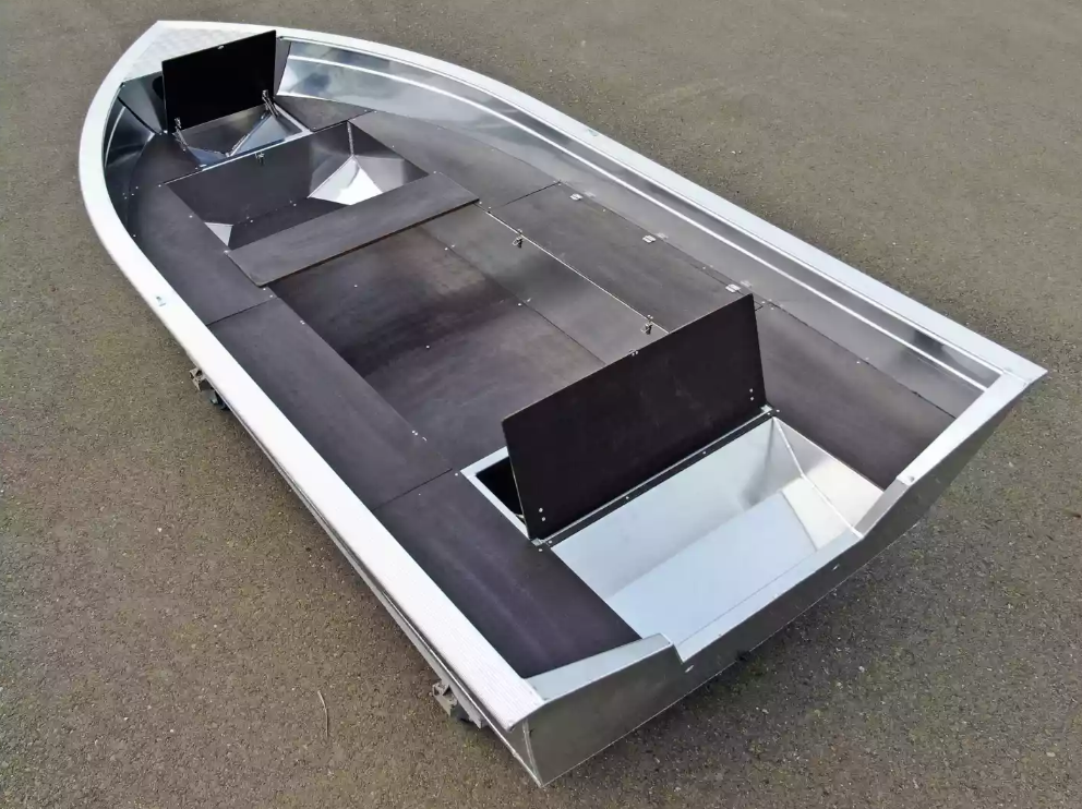 Алюминиевая лодка  Неман-420 в Серпухове