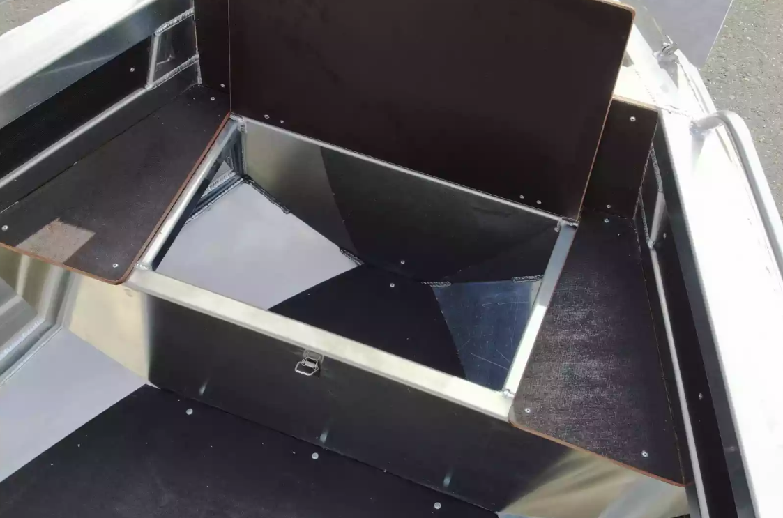 Алюминиевая лодка  Неман-480 Р в Серпухове