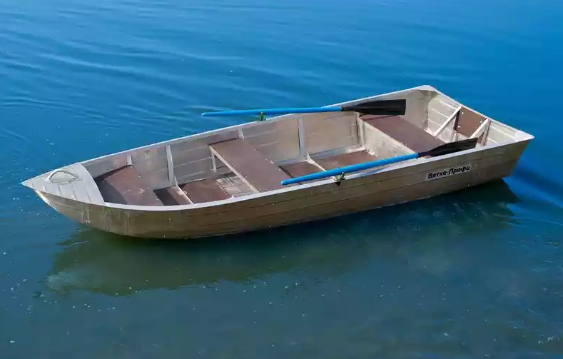 Алюминиевая лодка Вятка-Профи 32 в Серпухове