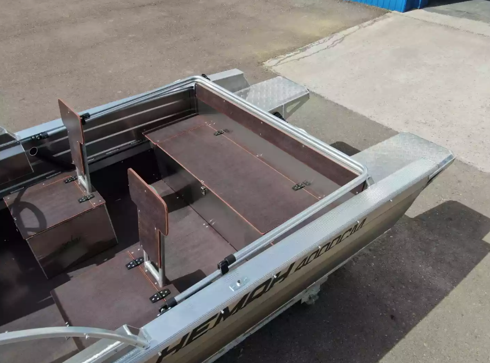 Алюминиевая лодка  Неман-400 DCM NEW в Серпухове