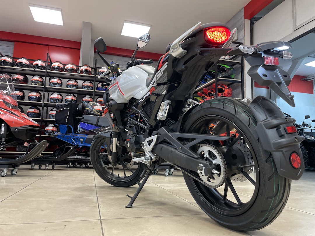 Мопед PROMAX CB150R (49) в Серпухове