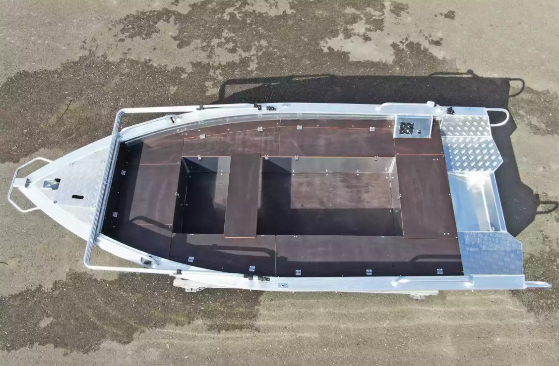 Алюминиевая лодка Wyatboat-390РМ в Серпухове