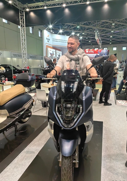 Скутер FAIDET BATUR 250(49) в Серпухове