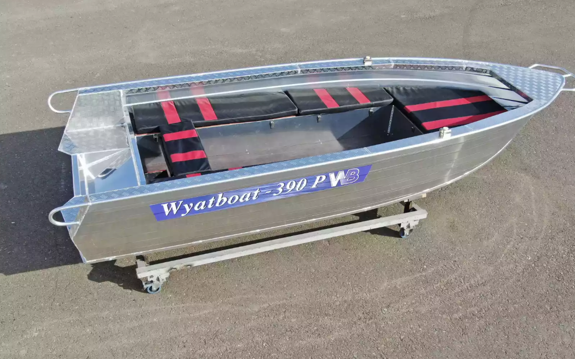 Алюминиевая лодка Wyatboat-390РМ увеличенный борт в Серпухове
