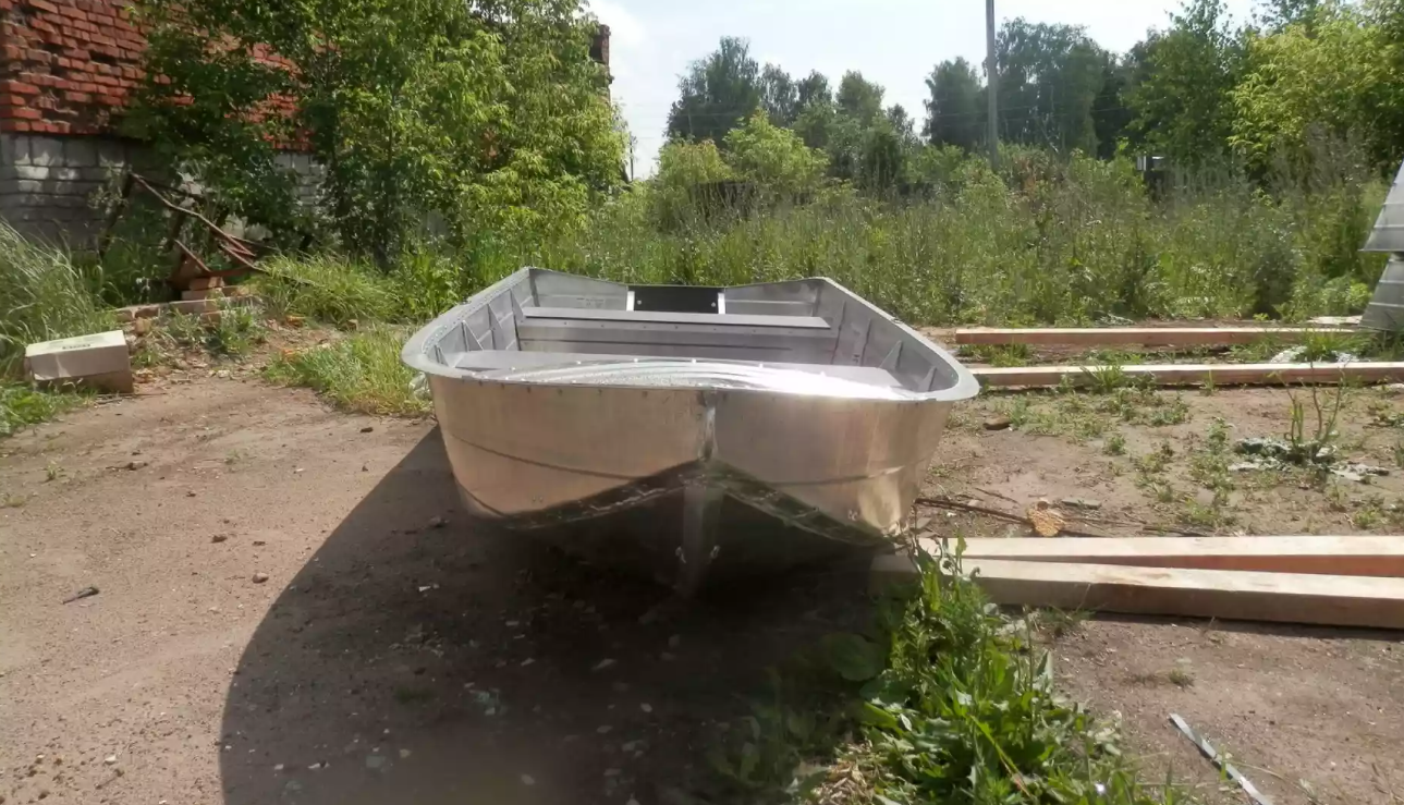 Алюминиевая лодка Вятка-Профи 32 в Серпухове