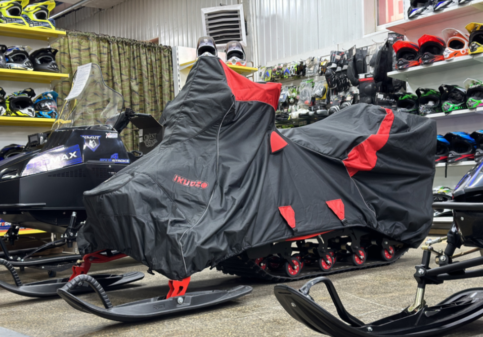 Чехол транспорт. снегохода IKUDZO HUNTER черно-красный Оксфорд ПРЕМИУМ качества с лого IKUDZO в Серпухове