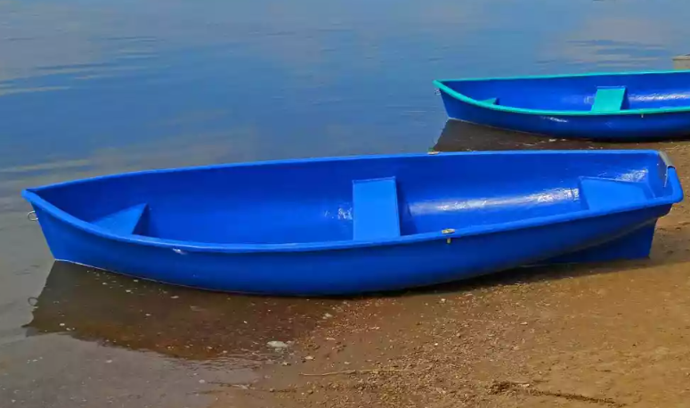 Стеклопластиковая лодка Омуль в Серпухове