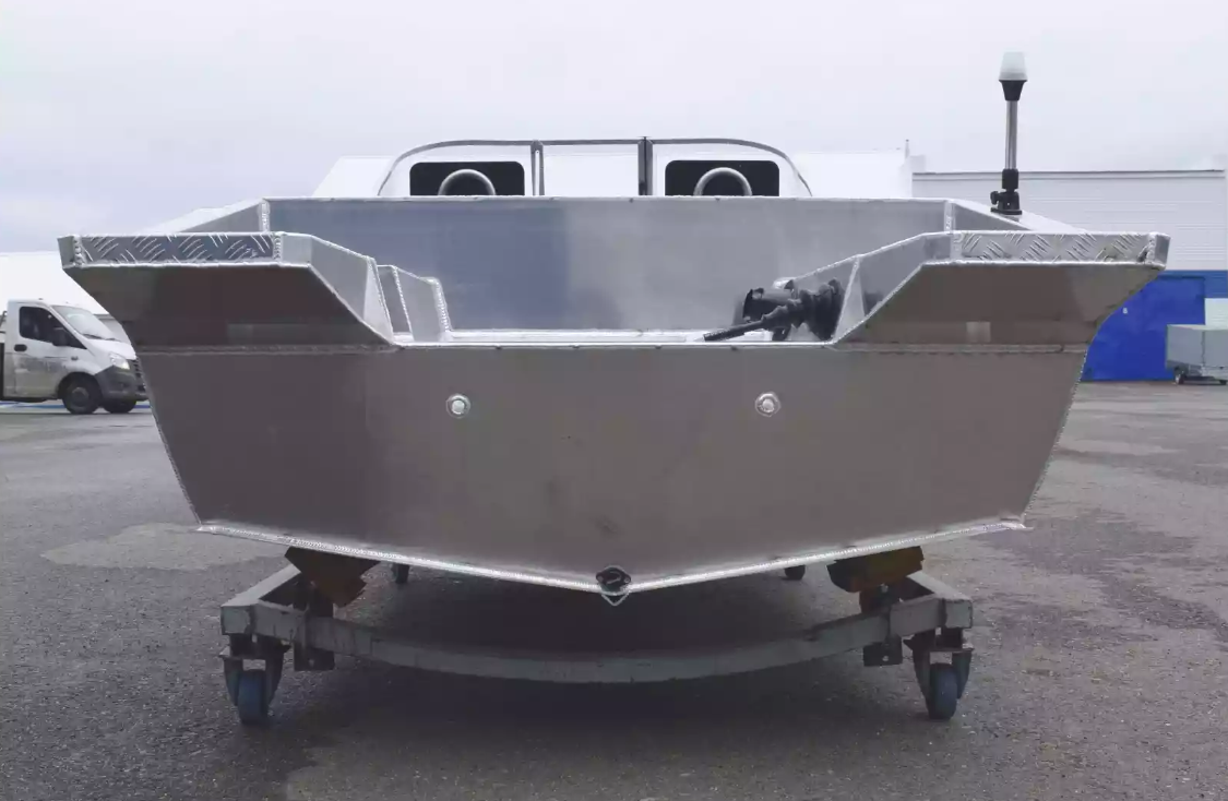 Алюминиевая лодка  Neman-400 PRO в Серпухове