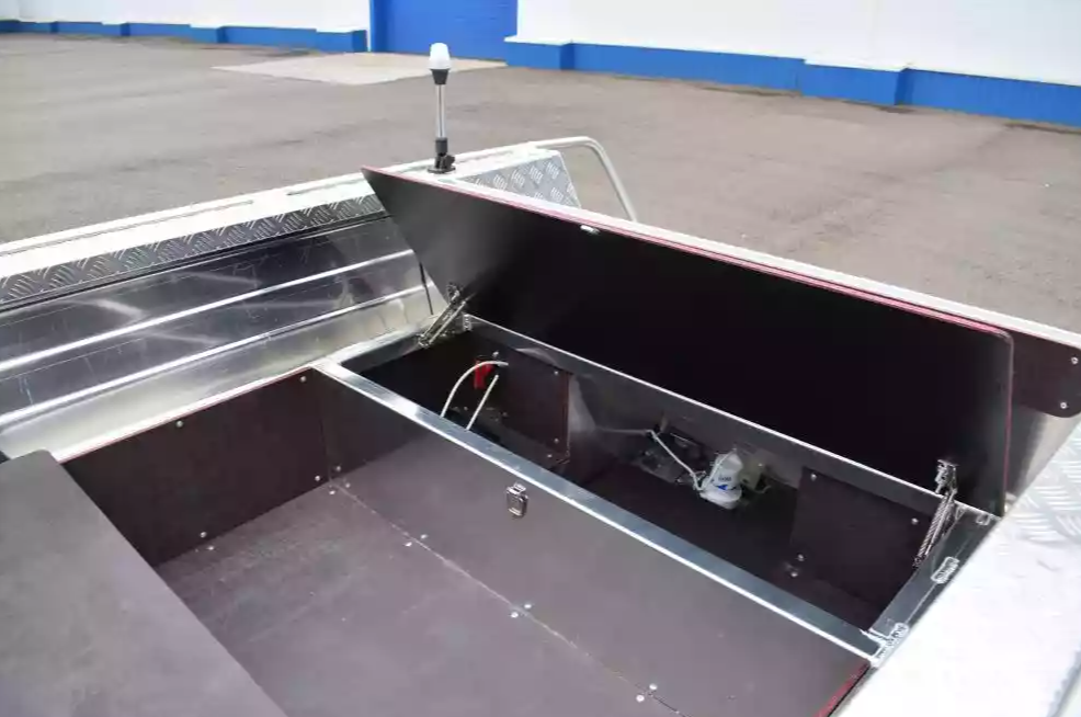Алюминиевая лодка Wyatboat-390 DCM Увеличенный борт в Серпухове