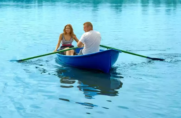 Стеклопластиковая лодка Дельфин в Серпухове