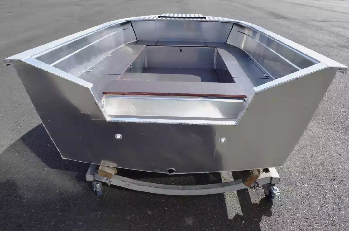 Алюминиевая лодка Неман-400 Р PRO в Серпухове