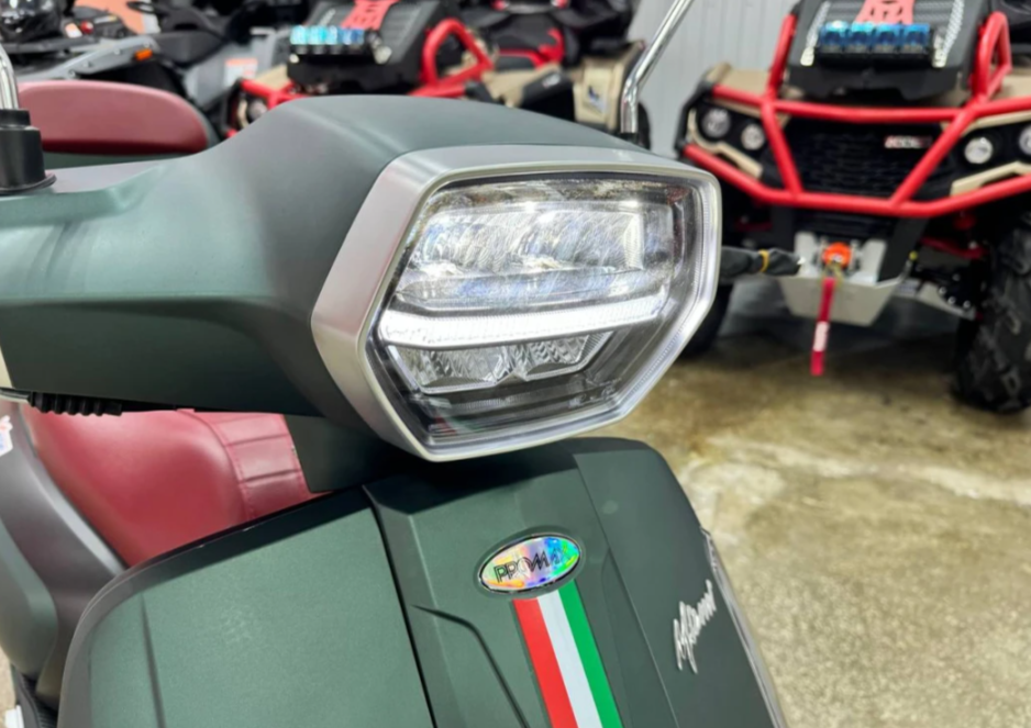 Скутер PROMAX Miami 240 (49) в Серпухове