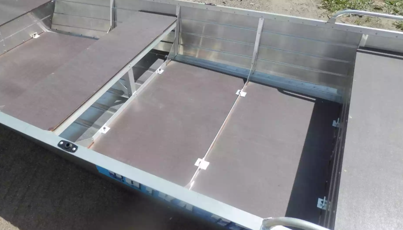 Алюминиевая лодка Вятка-Профи 32 в Серпухове