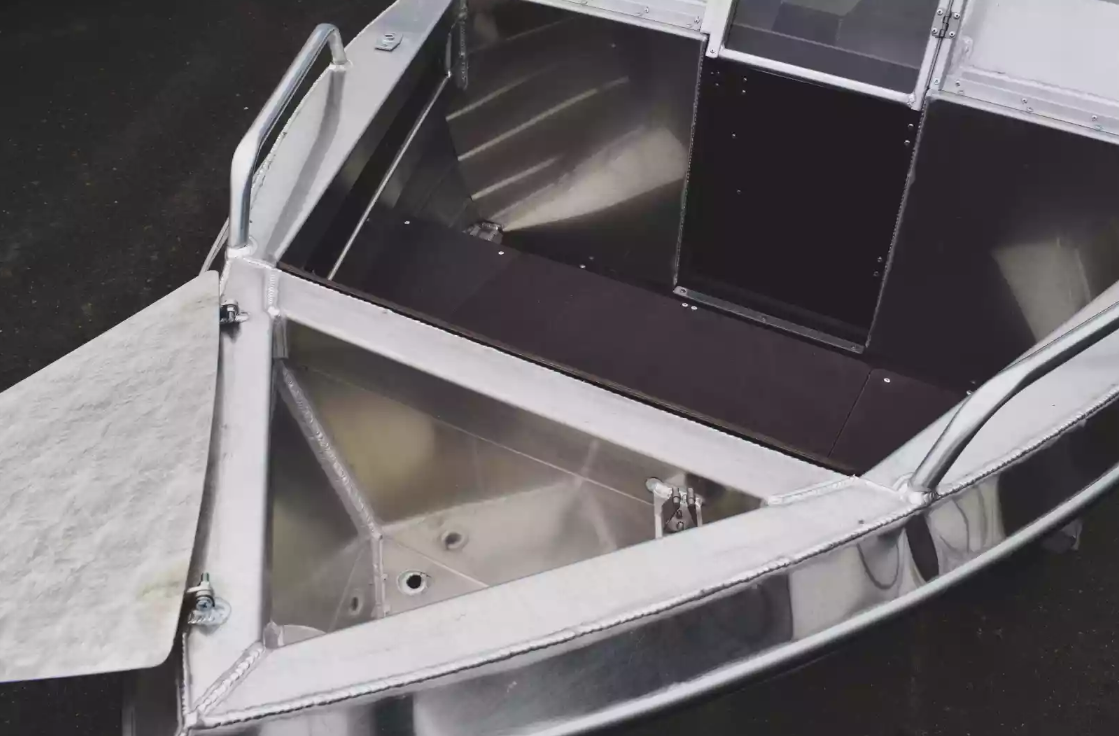 Алюминиевая лодка  Neman-400 DC в Серпухове