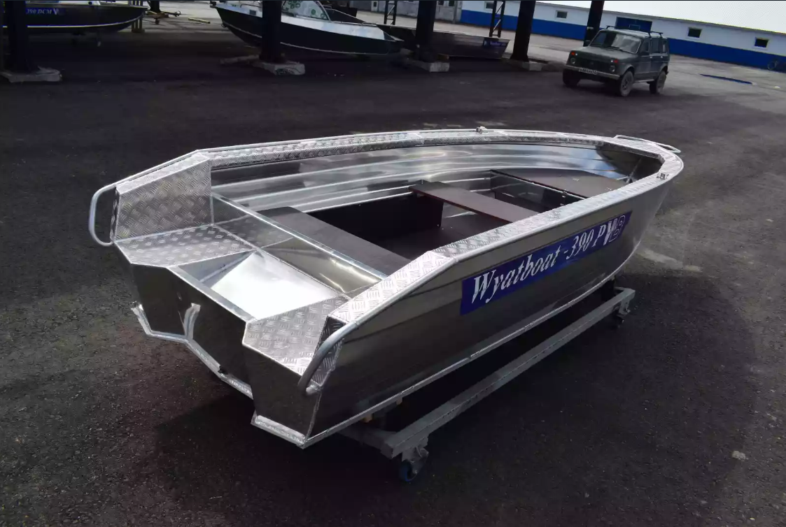 Алюминиевая лодка Wyatboat-390Р Увеличенный борт в Серпухове