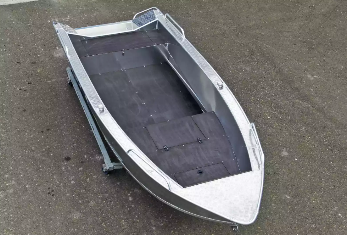 Алюминиевая лодка  Wyatboat-430М FISH в Серпухове