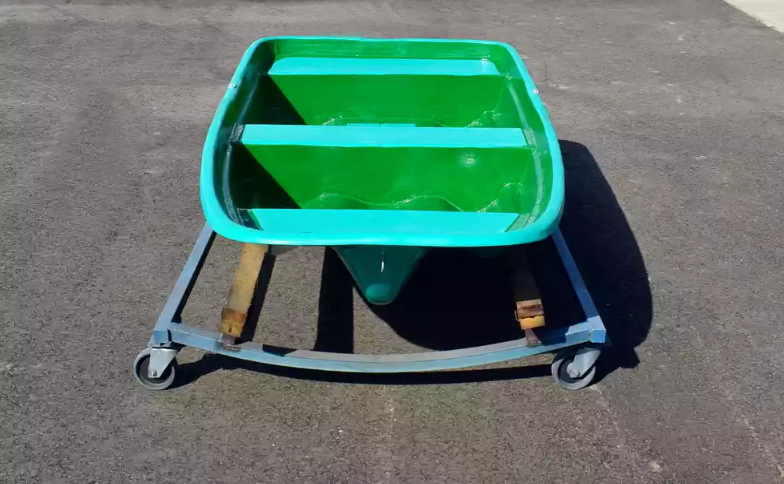 Стеклопластиковая лодка Старт (тримаран) в Серпухове