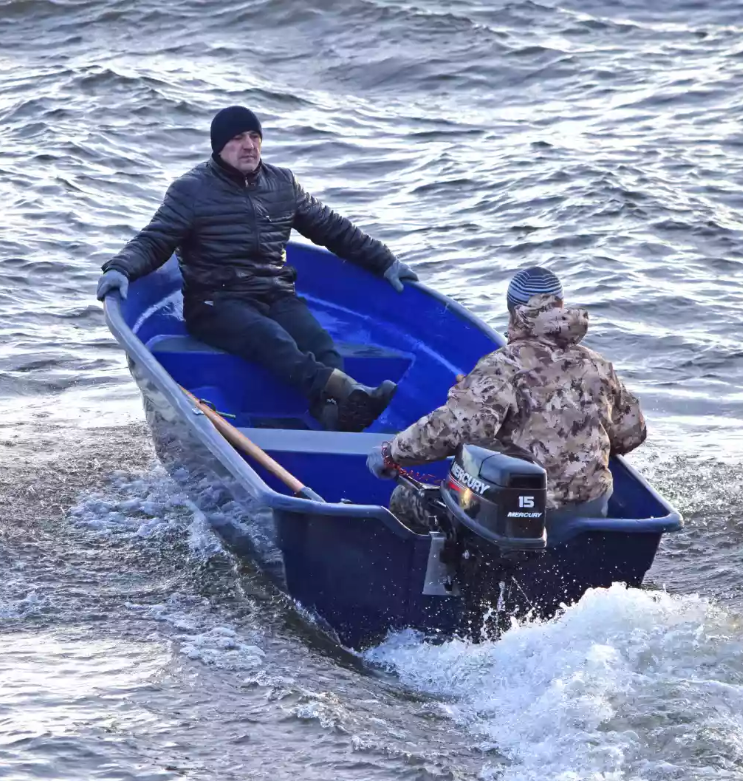 Стеклопластиковая лодка Neman-340 (тримаран) в Серпухове