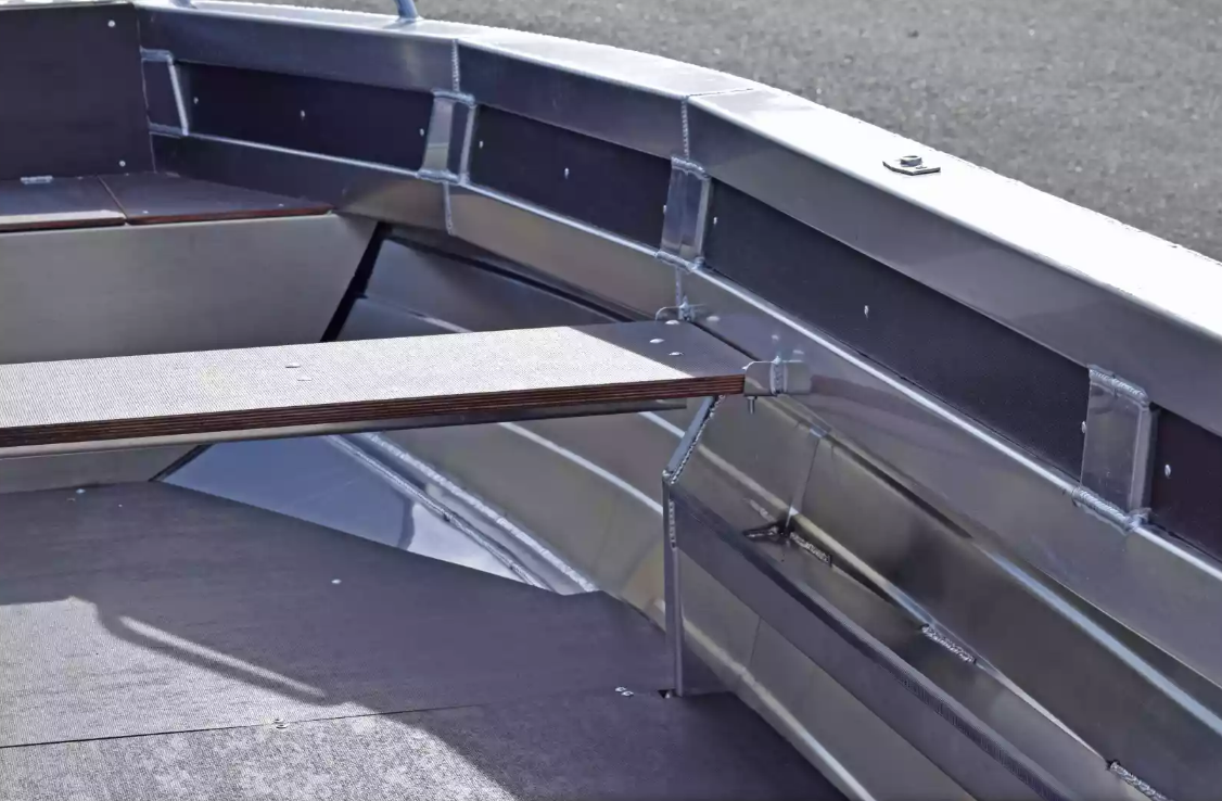 Алюминиевая лодка  Неман-480 Р в Серпухове