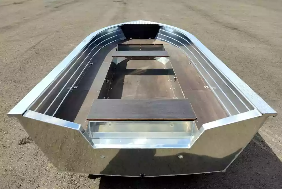 Алюминиевая лодка Неман-400 в Серпухове