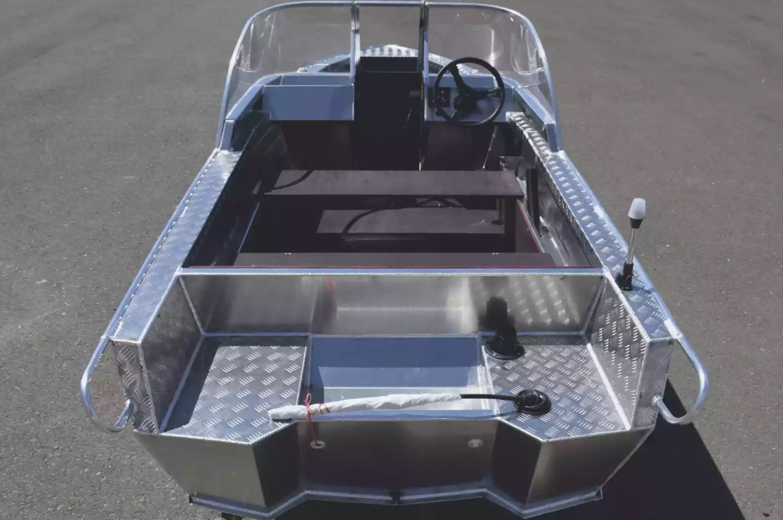 Алюминиевая лодка Wyatboat-390 DCM в Серпухове
