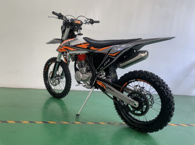 Мотоцикл JHLMOTO JHL LX4 CB300RL (175FMN) в Серпухове