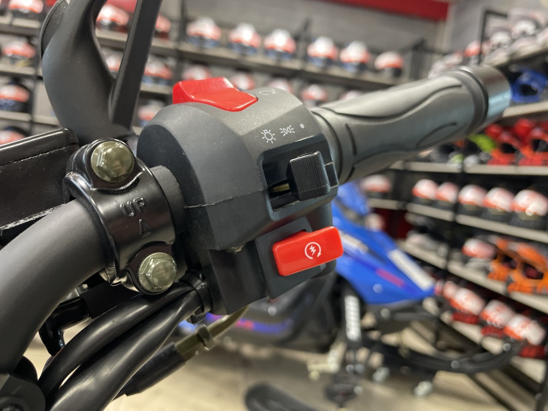 Мопед PROMAX CB150R (49) в Серпухове