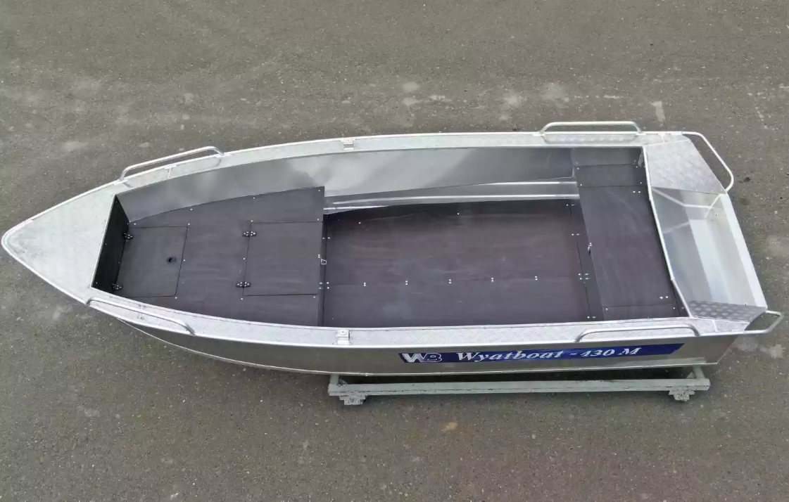 Алюминиевая лодка  Wyatboat-430М FISH в Серпухове