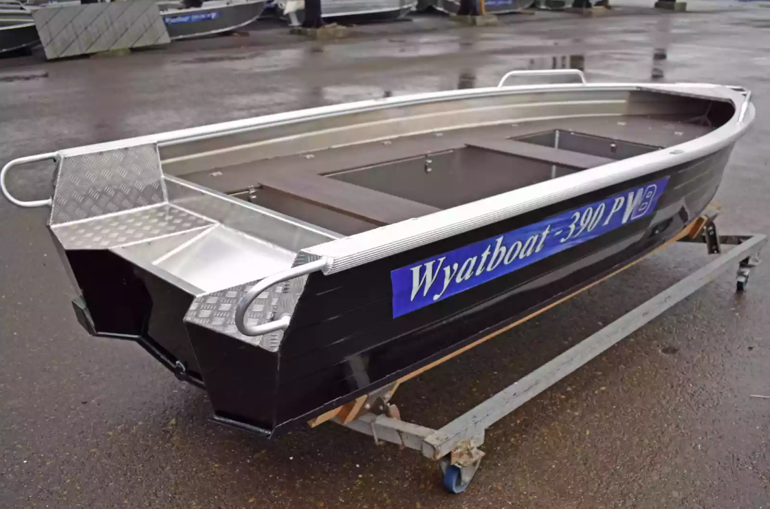 Алюминиевая лодка Wyatboat-390РМ в Серпухове