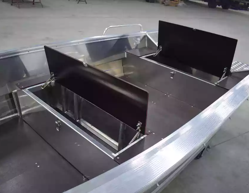 Алюминиевая лодка  Wyatboat-430 Р в Серпухове