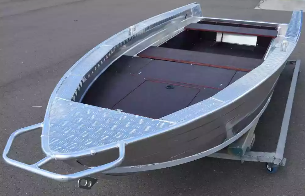 Алюминиевая лодка Wyatboat-390Р Fish в Серпухове