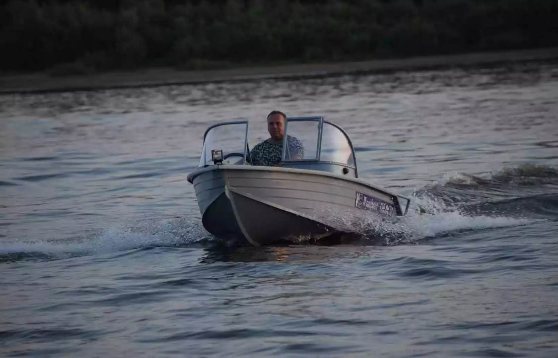 Алюминиевая лодка Wyatboat-390 DCM в Серпухове