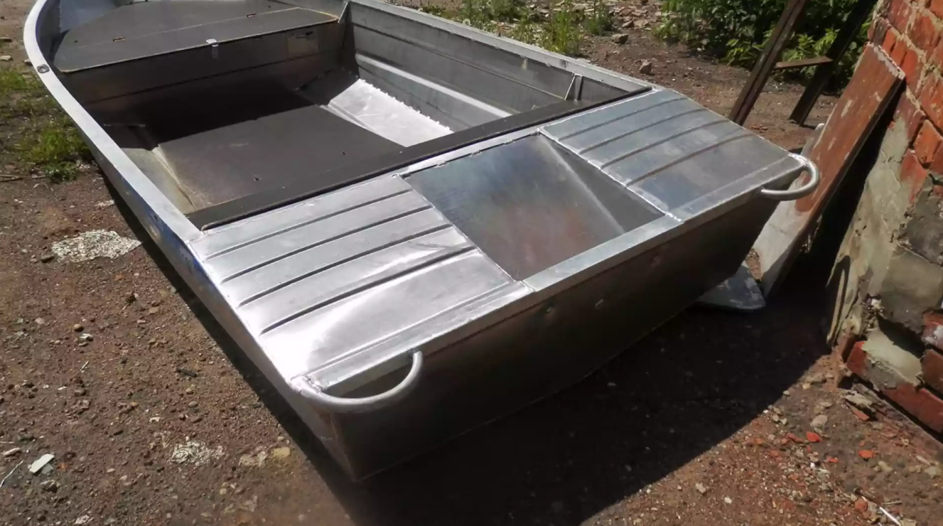 Алюминиевая лодка Вятка-Профи Вариант в Серпухове