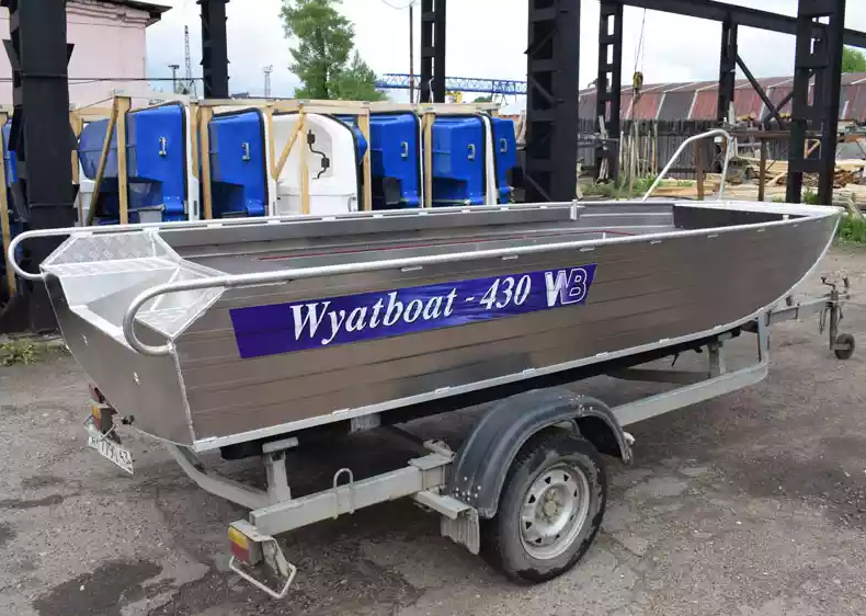 Алюминиевая лодка  Wyatboat-430 Master в Серпухове