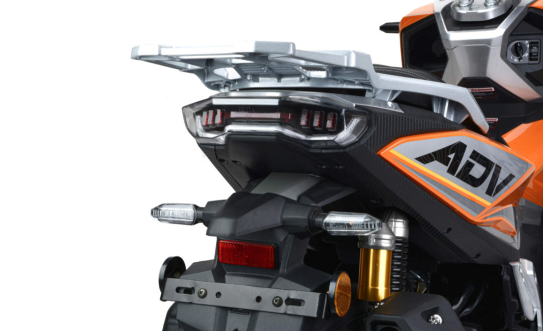 Скутер MOTOLAND (МОТОЛЕНД) T-MAX 150 в Серпухове