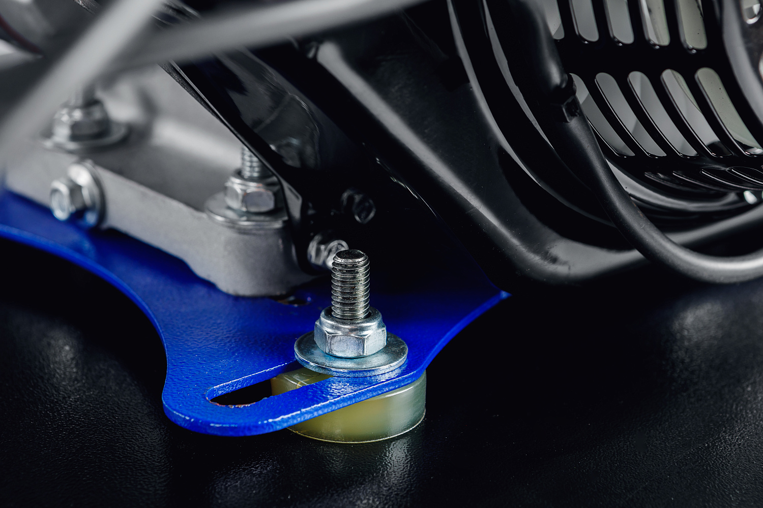 МОТОБУКСИРОВЩИК IKUDZO LONG 2.0 1700/500 EKR19 в Серпухове