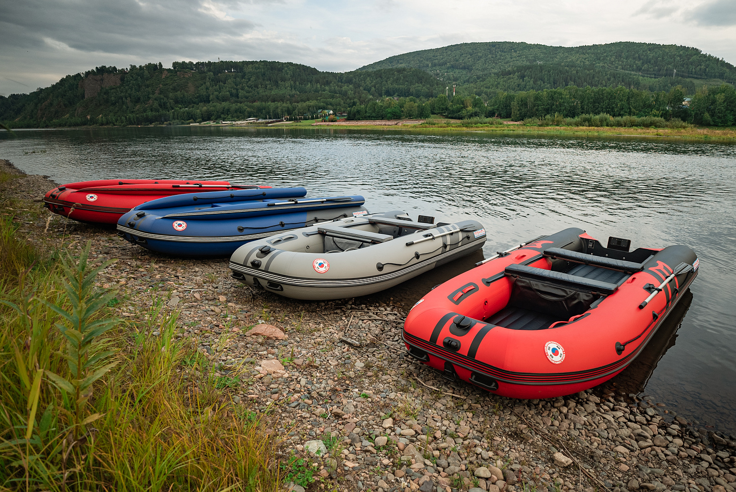 Лодка MISHIMO RIVER FJET PRO 430  под водомет в Серпухове