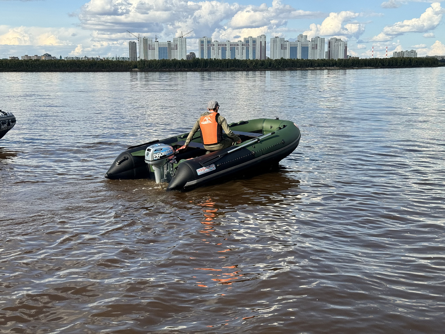 Лодка MISHIMO BIG FLOOR 380 в Серпухове