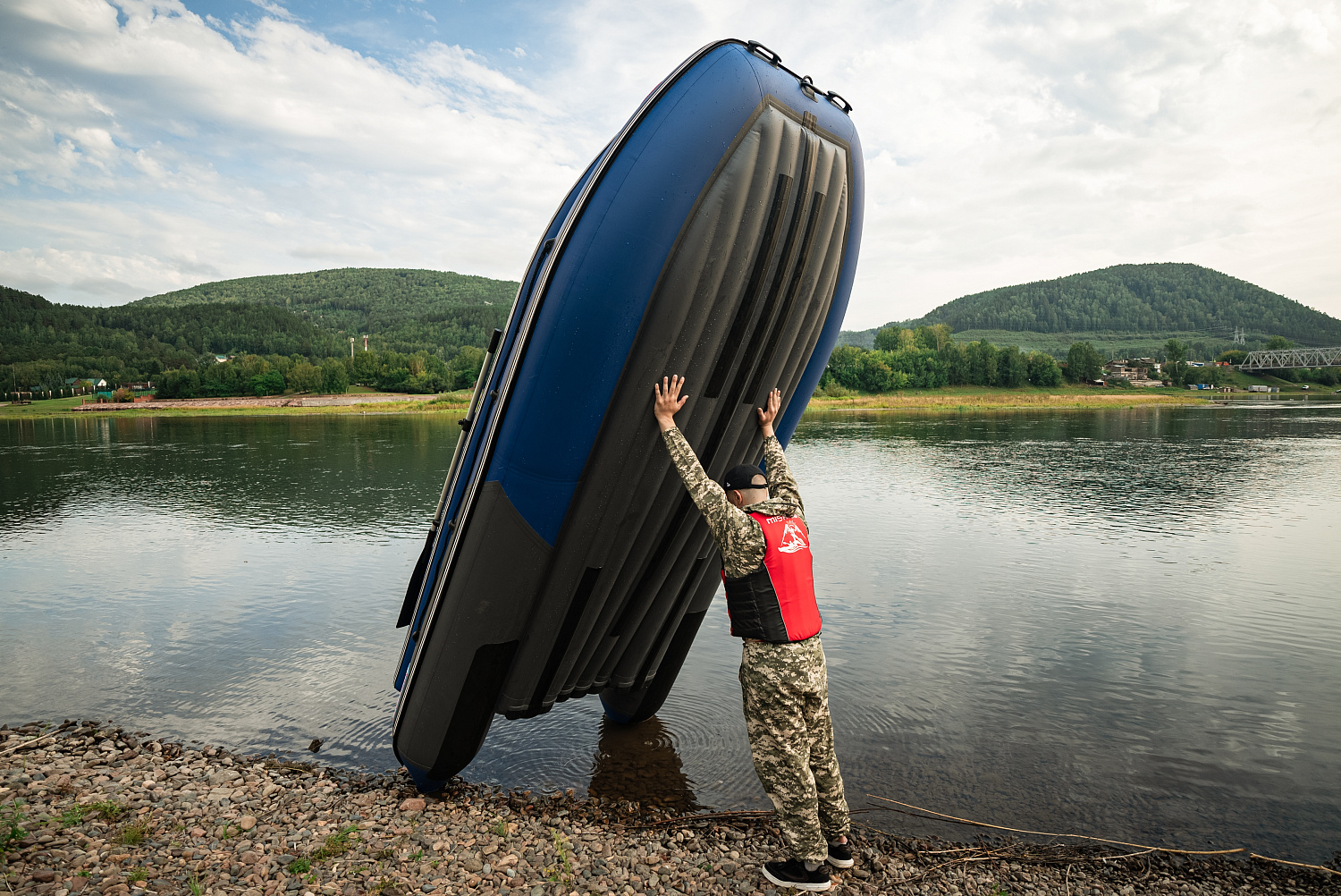 Лодка MISHIMO RIVER FJET PRO 430  под водомет в Серпухове